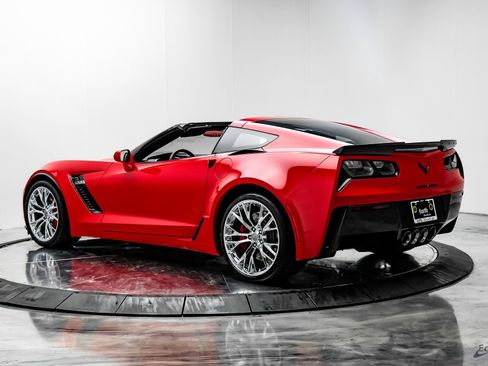 Used 2016 Chevrolet Corvette Z06 w/ 2LZ Preferred Equipment Group image 7
