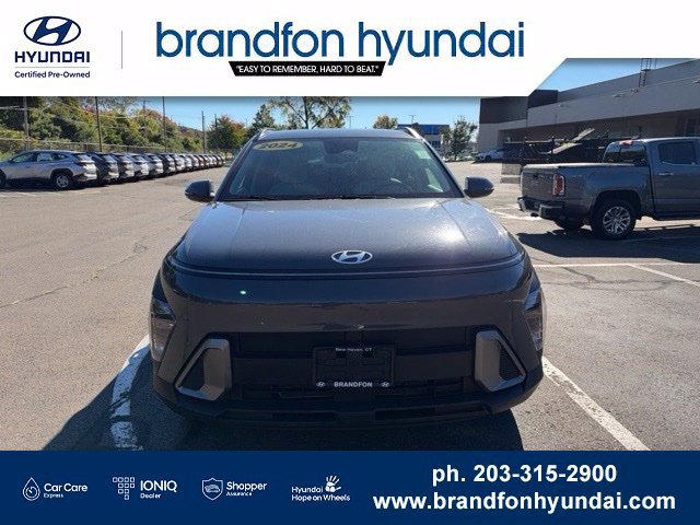 Used 2024 Hyundai Kona SEL AWD/4WD image 2
