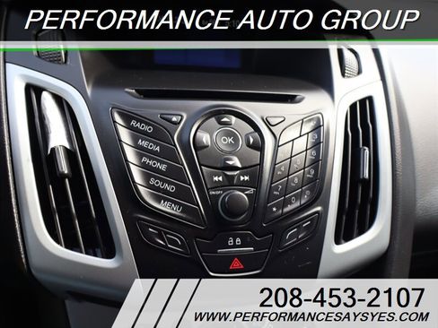Used 2014 Ford Focus SE FWD image 22