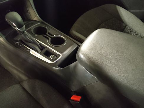 Used 2024 Chevrolet Equinox LT image 26