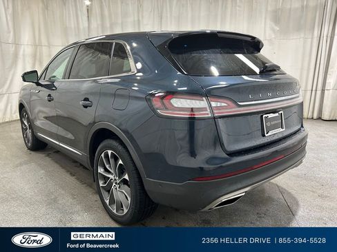 Used 2022 Lincoln Nautilus Reserve w/ Equipment Group 201A image 6