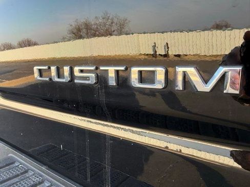 Used 2022 Chevrolet Silverado 2500 Custom w/ Gooseneck/5TH Wheel Package image 22