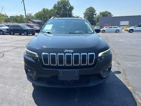 Used 2021 Jeep Cherokee Latitude Lux w/ Comfort/Convenience Group FWD image 2