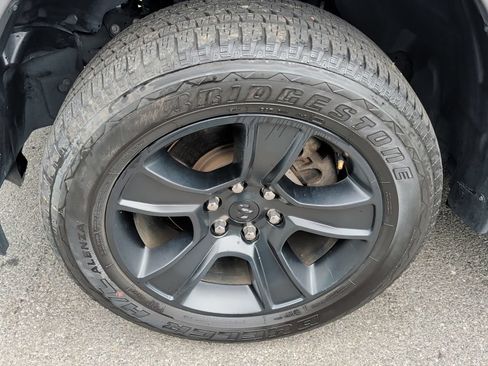 Used 2022 RAM 1500 Big Horn AWD/4WD image 9