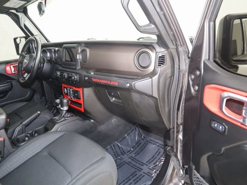 Used 2020 Jeep Wrangler Unlimited Sport S image 40