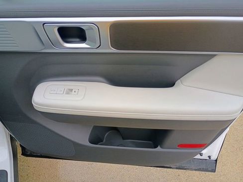 Used 2025 Hyundai Santa Fe SEL image 10