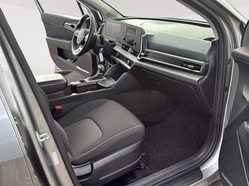 Used 2023 Kia Sportage LX image 21