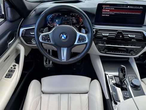 Certified 2023 BMW 540i w/ Executive Package image 28