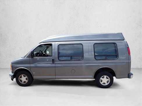 Used 1999 Chevrolet Express 1500 w/ Preferred Equipment Group RWD image 12