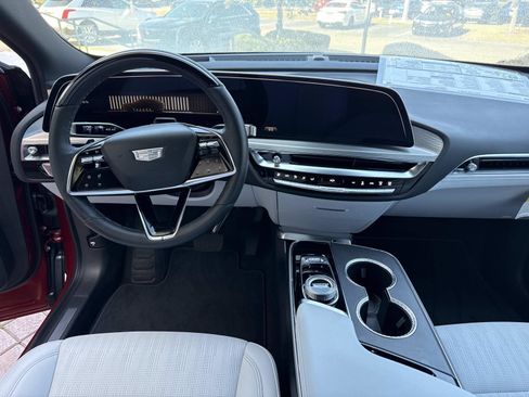 New 2025 Cadillac Lyriq Sport image 17