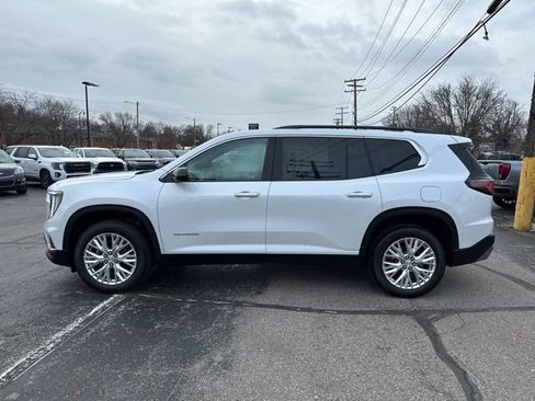 Certified 2024 GMC Acadia Elevation w/ Luxury Package image 8