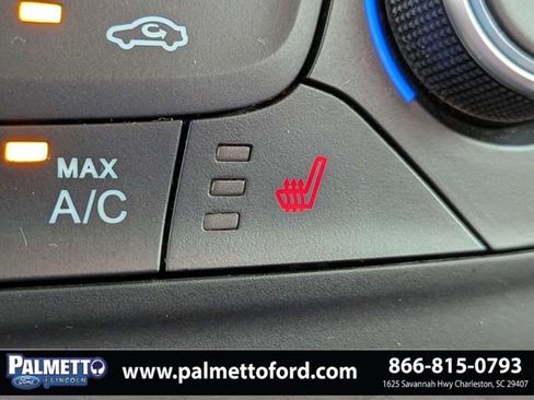Used 2019 Ford Escape SE FWD image 22