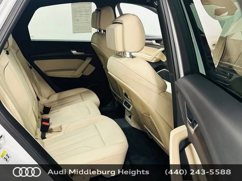 Certified 2023 Audi Q5 2.0T Premium Plus w/ Premium Plus Package AWD/4WD image 29