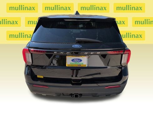 New 2026 Ford Explorer Active image 25