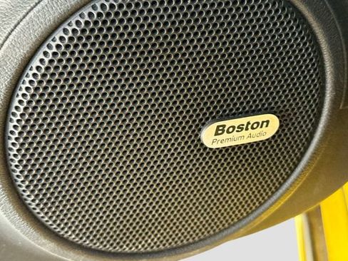 Used 2010 Chevrolet Camaro SS image 18