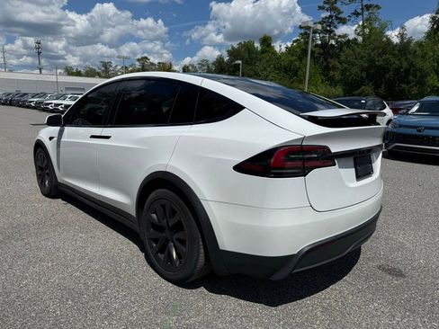 Used 2023 Tesla Model X Plaid image 13