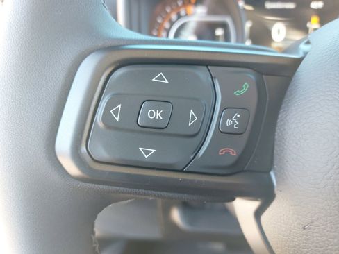 New 2026 Jeep Gladiator Sahara image 17