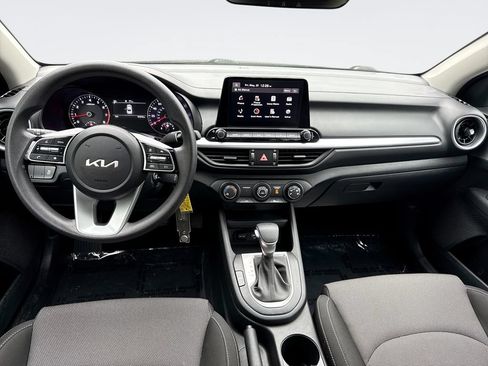 Used 2022 Kia Forte LXS FWD image 26