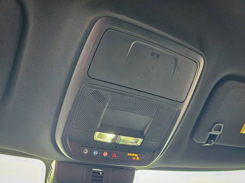 Certified 2025 GMC Acadia Elevation image 29