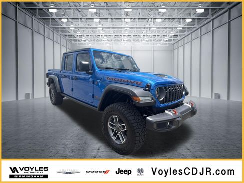 Used 2025 Jeep Gladiator Mojave AWD/4WD image 1
