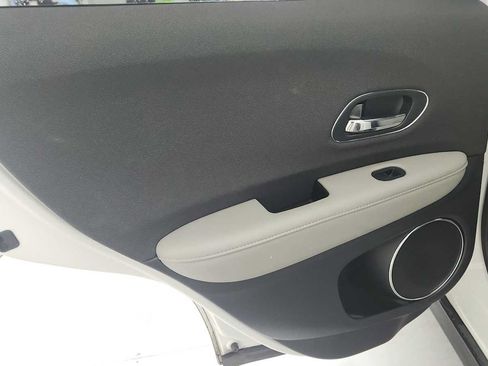 Used 2022 Honda HR-V EX image 20