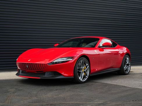 Used 2024 Ferrari Roma RWD image 1