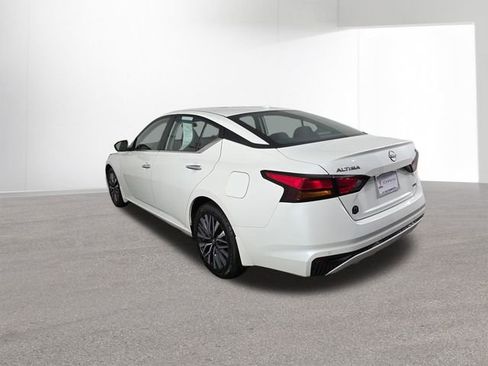Used 2024 Nissan Altima 2.5 SV image 37