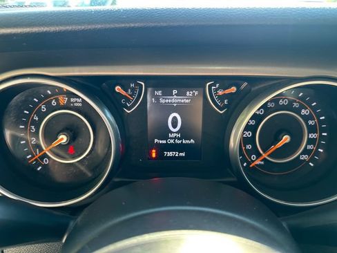 Used 2018 Jeep Wrangler Unlimited Sport S AWD/4WD image 25
