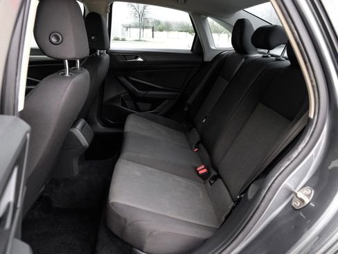 Used 2019 Volkswagen Jetta S w/ Driver Assistance Package image 38