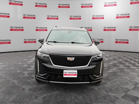 Used 2021 Cadillac XT6 Sport AWD/4WD image 2