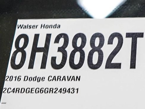 Used 2016 Dodge Grand Caravan R/T FWD image 29
