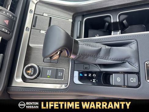 Used 2026 Lexus GX 550 w/ Accessory Package (2T) image 13