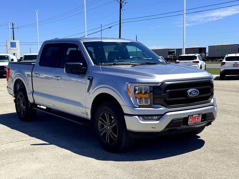 Used 2022 Ford F150 XLT w/ Equipment Group 302A High AWD/4WD image 4