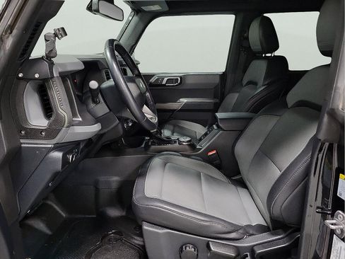 Used 2022 Ford Bronco Everglades image 13
