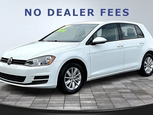 Used 2015 Volkswagen Golf S image 1