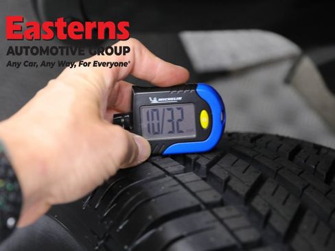 Used 2019 RAM 1500 Classic SLT AWD/4WD image 28
