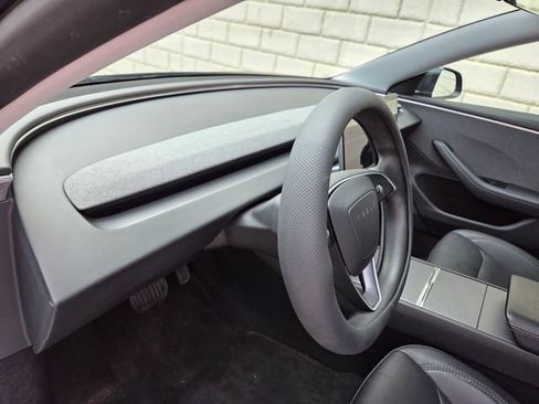 Used 2024 Tesla Model 3 RWD image 18