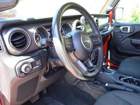 Used 2023 Jeep Wrangler Unlimited Sport AWD/4WD image 14