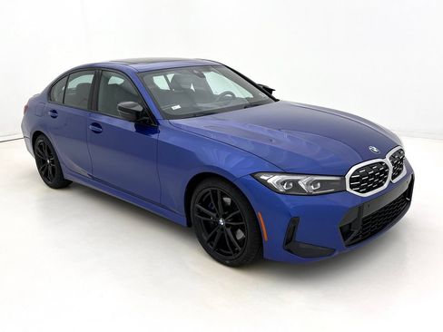 Used 2023 BMW M340i xDrive w/ Premium Package AWD/4WD image 2