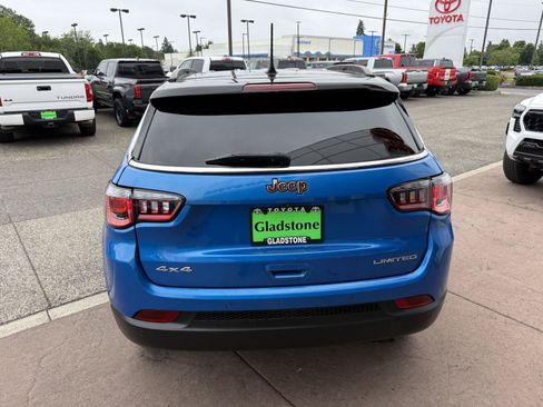Used 2022 Jeep Compass Limited AWD/4WD image 5