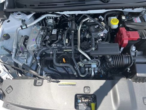 New 2026 Nissan Sentra SR w/ Floor Mat Package FWD image 23