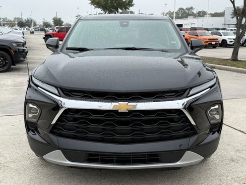 Used 2025 Chevrolet Blazer LT image 11