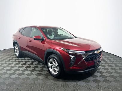 Used 2024 Chevrolet Trax LS w/ LS Convenience Package