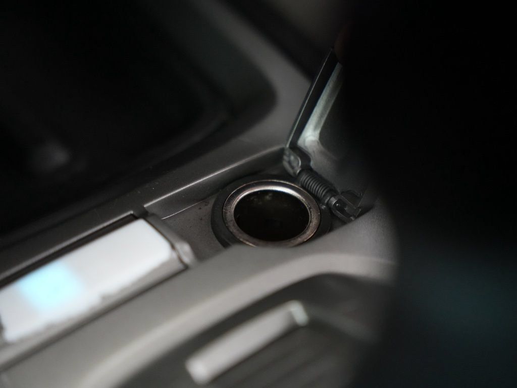 Used 2013 Chevrolet Camaro LT RWD image 25