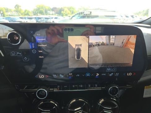 New 2026 Chevrolet Blazer EV RS image 32