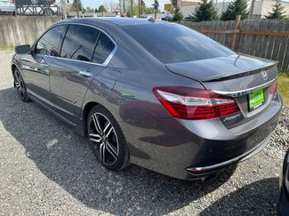 Used 2017 Honda Accord Touring video 2