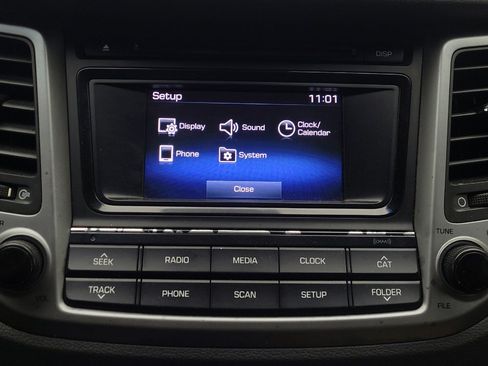 Used 2017 Hyundai Tucson SE w/ SE Popular Package 02 FWD image 25