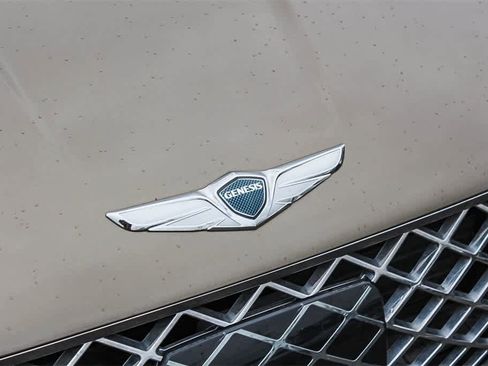 Used 2023 Genesis G80 2.5T image 17