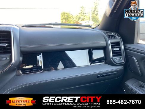 Used 2025 RAM 1500 Limited AWD/4WD image 15
