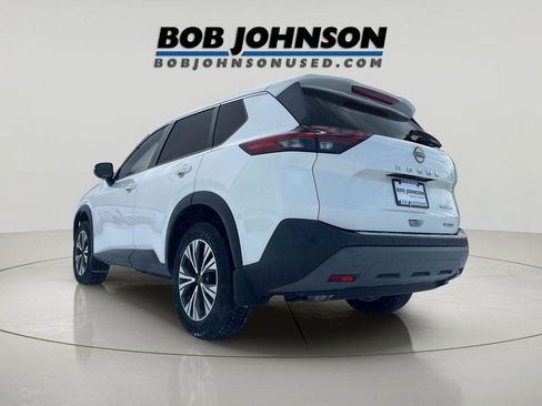 Used 2023 Nissan Rogue SV image 5